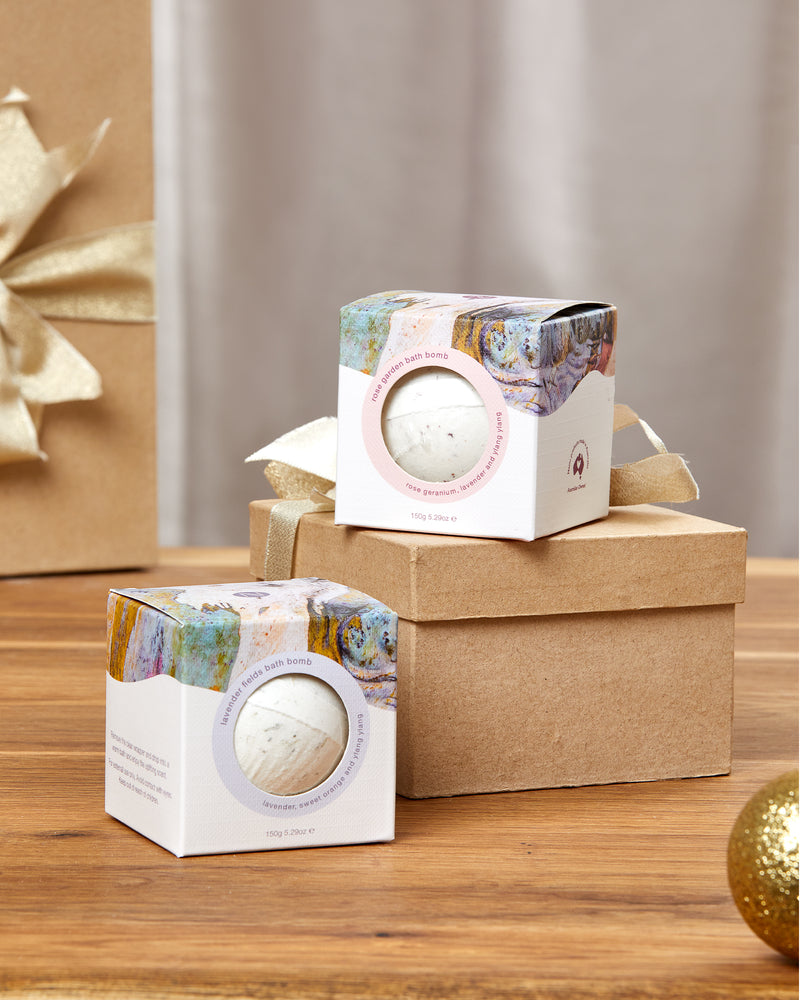 Lavender Fields Bath Bomb